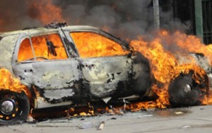 Bakıda “Tofaş” yandı