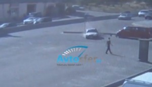 "Mercedes" bardürə belə girdi - BAKIDA - REAL VİDEO