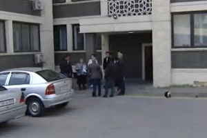 Bakıda ayrı-ayrı ərazidə yerləşən üç binanın 1 ünvanı var – VİDEO