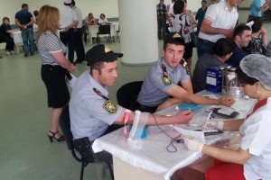 Qusarda polis əməkdaşları qan veriblər - FOTO