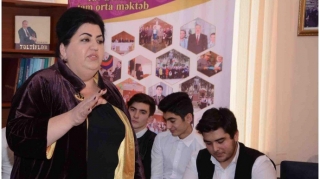 Karantində ad günü keçirən məktəb direktoru işdən çıxmaq üçün ərizə yazıb  - FOTO