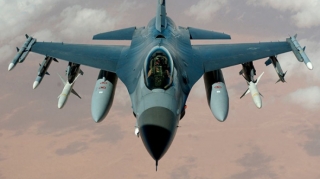 Украина просит у США Atacms, F-15 и F-16 