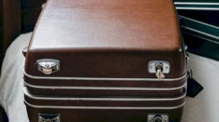 İnsan qalıqları ilə dolu iki çamadan tapılıb 