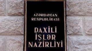 Eyvandan polisə əşyalar atan 11 nəfər saxlanılıb - VİDEO 