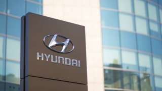 "Hyundai"ın xalis mənfəəti kəskin AZALIB 