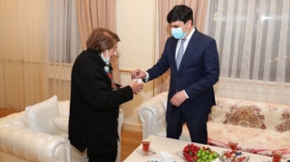 Veteranlar təşkilatına avtomobil hədiyyə edildi   - FOTO