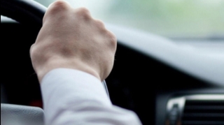 Avtomobili belə idarə edirsinizsə ağır xəstəliyiniz ola bilər   