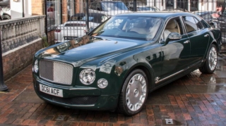 Bentley Mulsanne  Елизаветы II продали почти за180 тыс. фунтов стерлингов  - ФОТО