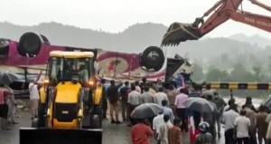 Turistlərin olduğu avtobus aşdı: 21 ölü, 50 yaralı – VİDEO