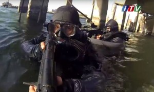 Azərbaycanda xüsusi təyinatlıları belə hazırlayırlar - VİDEO