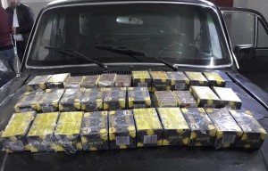 Avtomobilin yanacaq çəninin içərisindən pirotexniki vasitələr tapılıb - FOTO