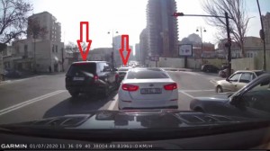 Bakıda bahalı avtomobil sürücülərinin  qanunsuz hərəkəti - VİDEO