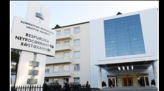 Bakıda xəstəxanda qadın özünü üçüncü mərtəbədən atıb