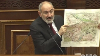 Paşinyan delimitasiya aparılacaq xəritəni nümayiş etdirib 