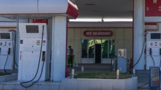 Biləsuvarda yanacaqdoldurma məntəqələrində növbələr yaranıb