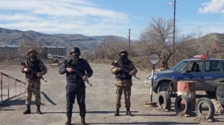 Azad olunan ərazilərə qanunsuz daxil olmaq istəyən şəxslər saxlanılıb