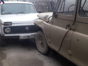 Məktəb direktoru qəza törətdi - FOTO