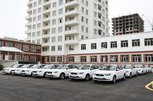 Avtomobillə təmin edilən 20 Yanvar şəhid və əlil ailəsinin sayı açıqlanıb