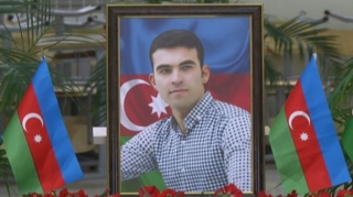 İsti sinif divarlarını soyuq səngərə dəyişən şəhid müəllim - VİDEO 