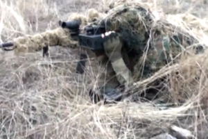 Sərhədçilərimiz düşmənlə 70 metrlik məsafədə... - REPORTAJ - VİDEO