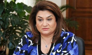 Hicran Hüseynova:  “Maşınım xarab olduğu üçün görüşə helikopterlə getdim” 