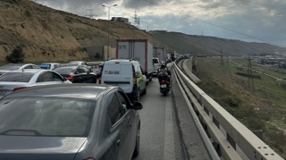 На каких улицах Баку 2 мая наблюдаются транспортные заторы? - ФОТО