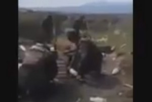 Ordumuzun erməni əsgərlərinə qan udurduğu ANLAR - YENİ - VİDEO