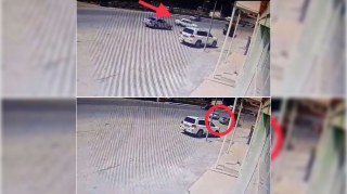 Geriyə dönən “07” “Mercedes”lə yük maşınını toqquşdurdu   - VİDEO