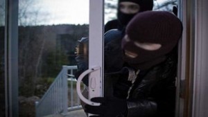 Evlərdən oğurluq edən şəxs saxlanılıb - Neftçalada