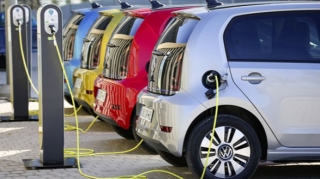 Ötən il Azərbaycana rekord sayda ekoloji təmiz avtomobil gətirilib 