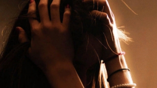 Azərbaycanda 25 yaşlı qadın intihar etdi