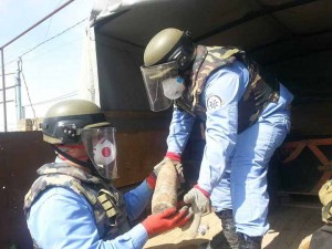 Yol kənarında top mərmisi tapılıb - FOTO