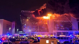 "Crocus" terrorçusu "kobud şəkildə" saxlanılmasından şikayətləndi 