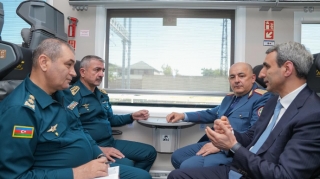 На поездах по маршруту Азербайджан-Грузия ускорят пограничные и таможенные процедуры - ФОТО