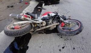Balakəndə yol qəzasında motosklet sürcüsü ağır xəsarət alıb