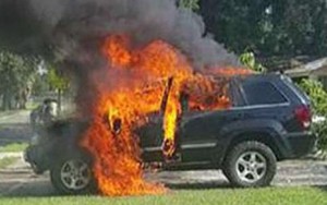 Bakıda “Jeep” yandı