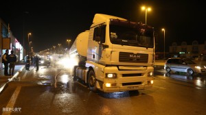 Bakıda benzin daşıyan maşın yandı - FOTO