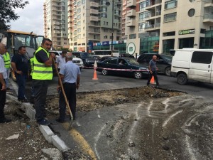 Bakıda daha bir yol çökdü - FOTO