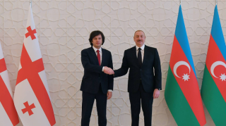 Prezident Kobaxidzeyə zəng etdi 