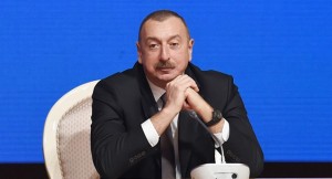 Prezident xalq şairinə mənzil hədiyyə edib