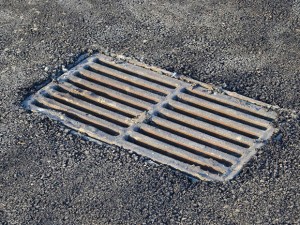 76 nöqtədə yağış barmaqlıqları quraşdırılacaq