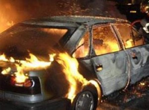 Tərtərdə “Mercedes” yanıb