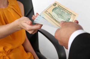 19 nəfərdən rüşvət alan bağça müdiri: "Bunlar məni girov götürmüşdülər"