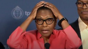 Ana oğurlanmış oğlu ilə 31 il sonra görüşüb