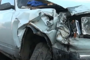 Bir gündə 2 maşın qaçırıb qəzaya düşdü - Polis maşınları tapdı - VİDEO