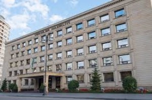 Vergi borcuna görə 6 avtobusu yenidən hərraca çıxarılıb