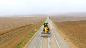 Qobustanda Ərəbqədim–Göydərə yolu təmir edilir - FOTO