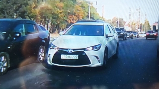 Bahalı nömrəli avtomobilin sürücüsü "protiv" getdi  - VİDEO