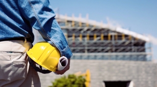 Müğənni tikinti şirkətinin rəhbəri tərəfindən dələduzluğa məruz qalıbmış 