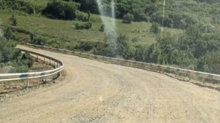 “Ötən il döşənmiş Gorus-Qafan alternativ avtomobil yolu indi pis vəziyyətdədir” 